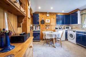 Breakfast Kitchen- click for photo gallery